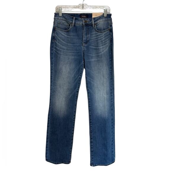 NWT NYDJ Marilyn Straight Jeans in Maele Wash - Size 6 - Picture 1 of 9